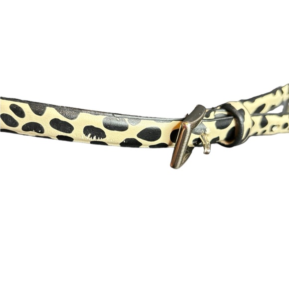 Chetah print leather belt. In good used condition. - Picture 5 of 8